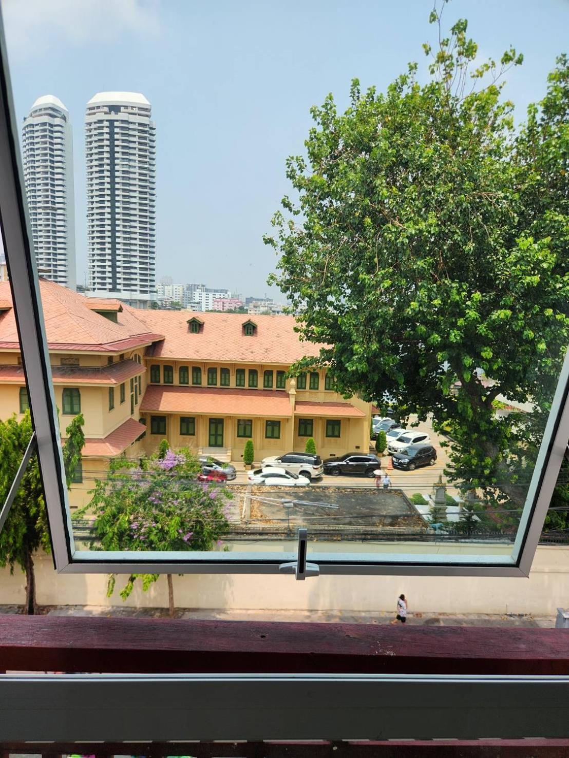Happio Near Chabad House Maison d'hôtes Bangkok